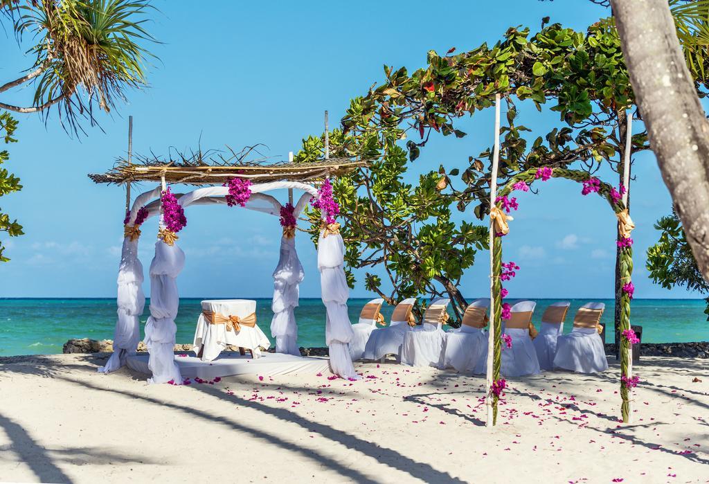 Diamonds Mapenzi Beach Hotel Kiwengwa  Exterior photo